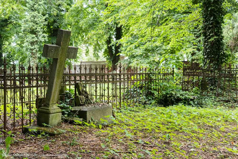 alter Friedhof