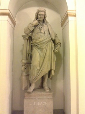 J.S.バッハ ブロンズバスト像　バッハ像樹脂製 J.S.バッハ ブロンズバスト像 バッハ像（プロンズ風樹脂製） 楽天市場