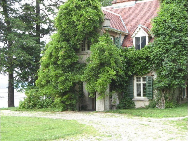 SUNNYSIDE une ancienne ferme hollandaise restaurée par WASHINGTON IRVING, appartient à la HISTORIC HUDSON VALLEY. 