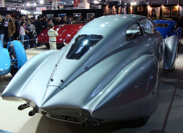 PETER MULLIN AUTOMOTIVE MUSEUM. OXNARD . CALIFORNIE . USA