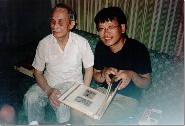 2002. HANOI. KIM-KHÔI et LUONG XUÂN NHI, ELEVE DE NAM SON.