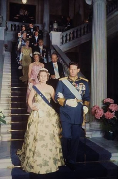 ATHENES. 13 MAI 1962. ASSISTANT AU MARIAGE DE LA PRINCESSE SOPHIE DE GRECE ET DU FUTUR ROI JUAN CARLOS D''ESPAGNE.