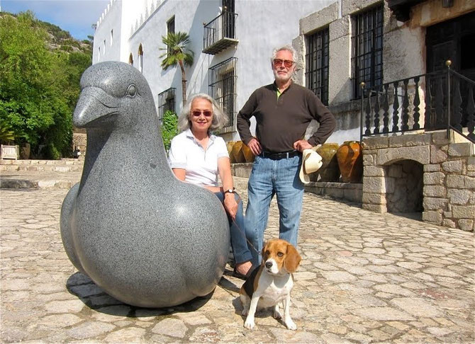 BEN et YANNICK SUR LEUR PALOMA SCUPTURE ORIGINALE à QUATRE MAINS, GRANIT G654B : H. 120 x L.220 x l.90cm.