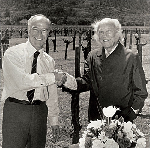 1979. ROBERT MONDAVI et PHILIPPE DE ROTHSCHILD.