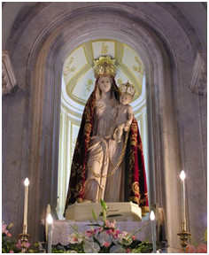 La Madonna del Gagini nella Basilica della Madonna della Catena a Castiglione di Sicilia.
