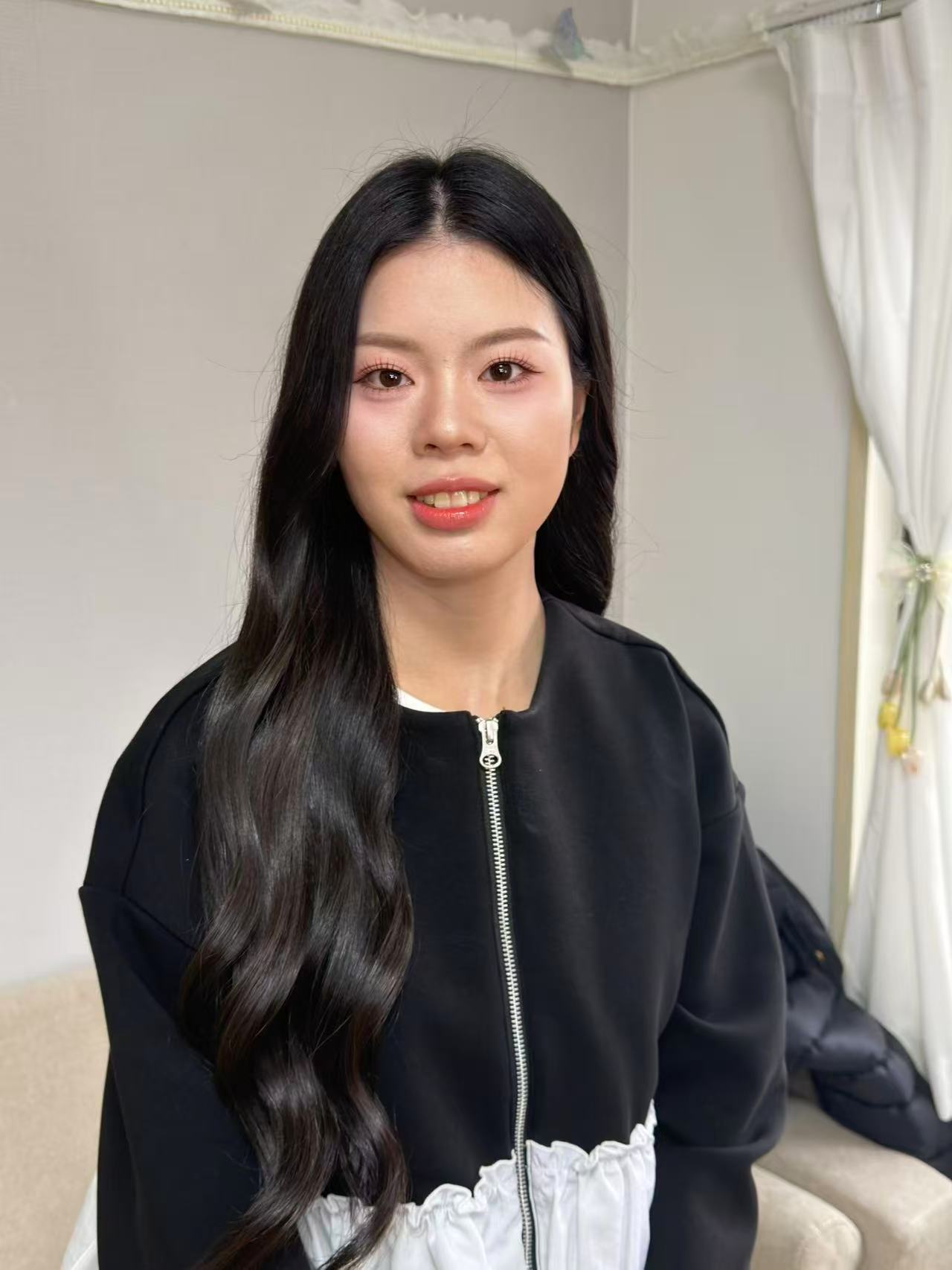 <img src="woman.jpg" alt="さくら国際結婚在日中国女性">