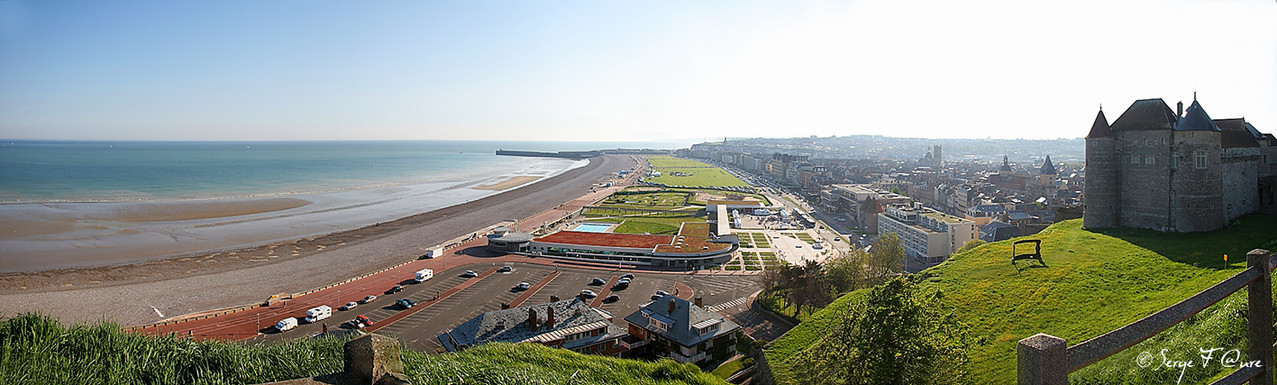 Vue panoramique de Dieppe (Haute Normandie - France - Juin 2012)
