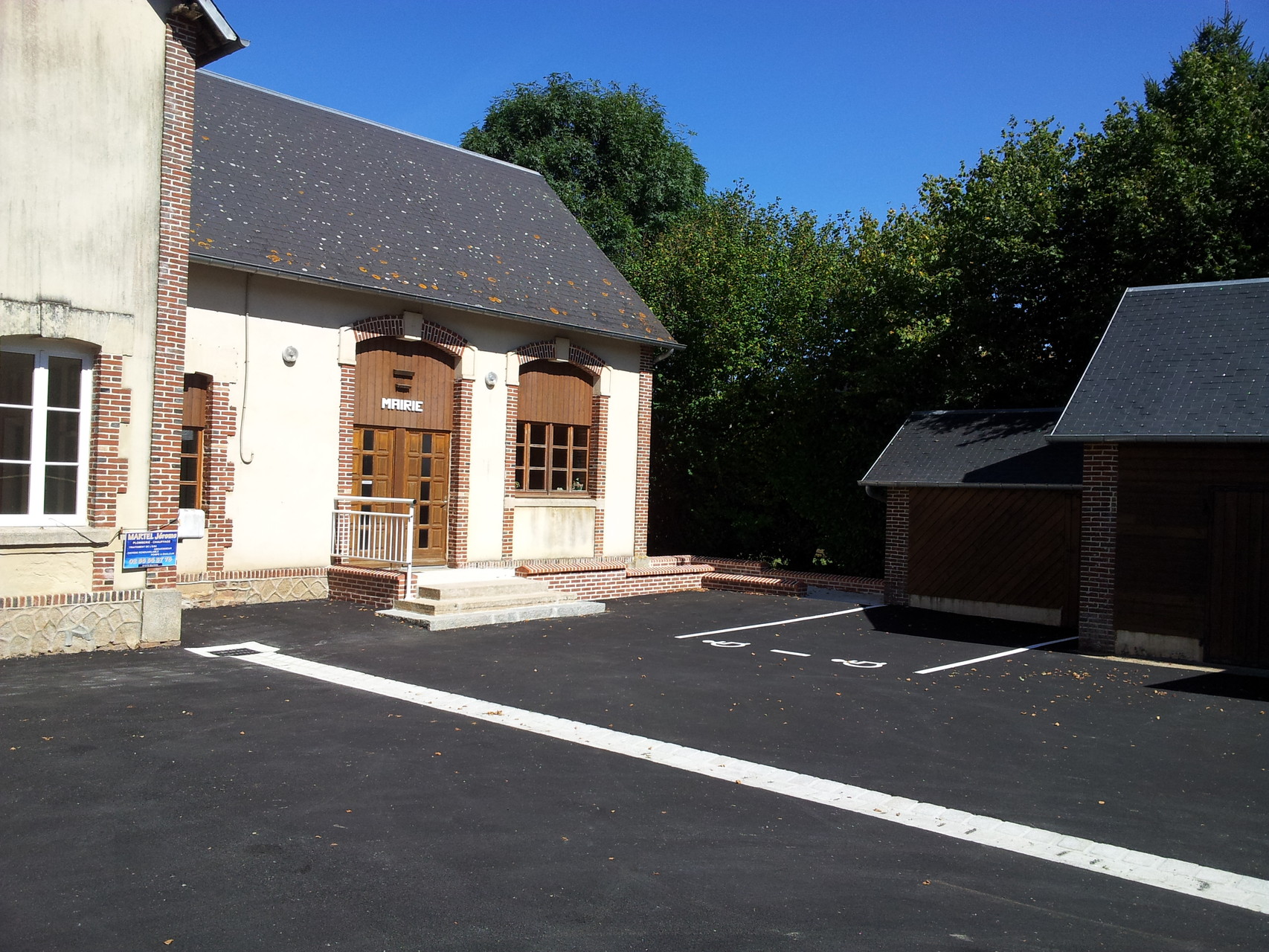 Aménagement du parking - Tanville