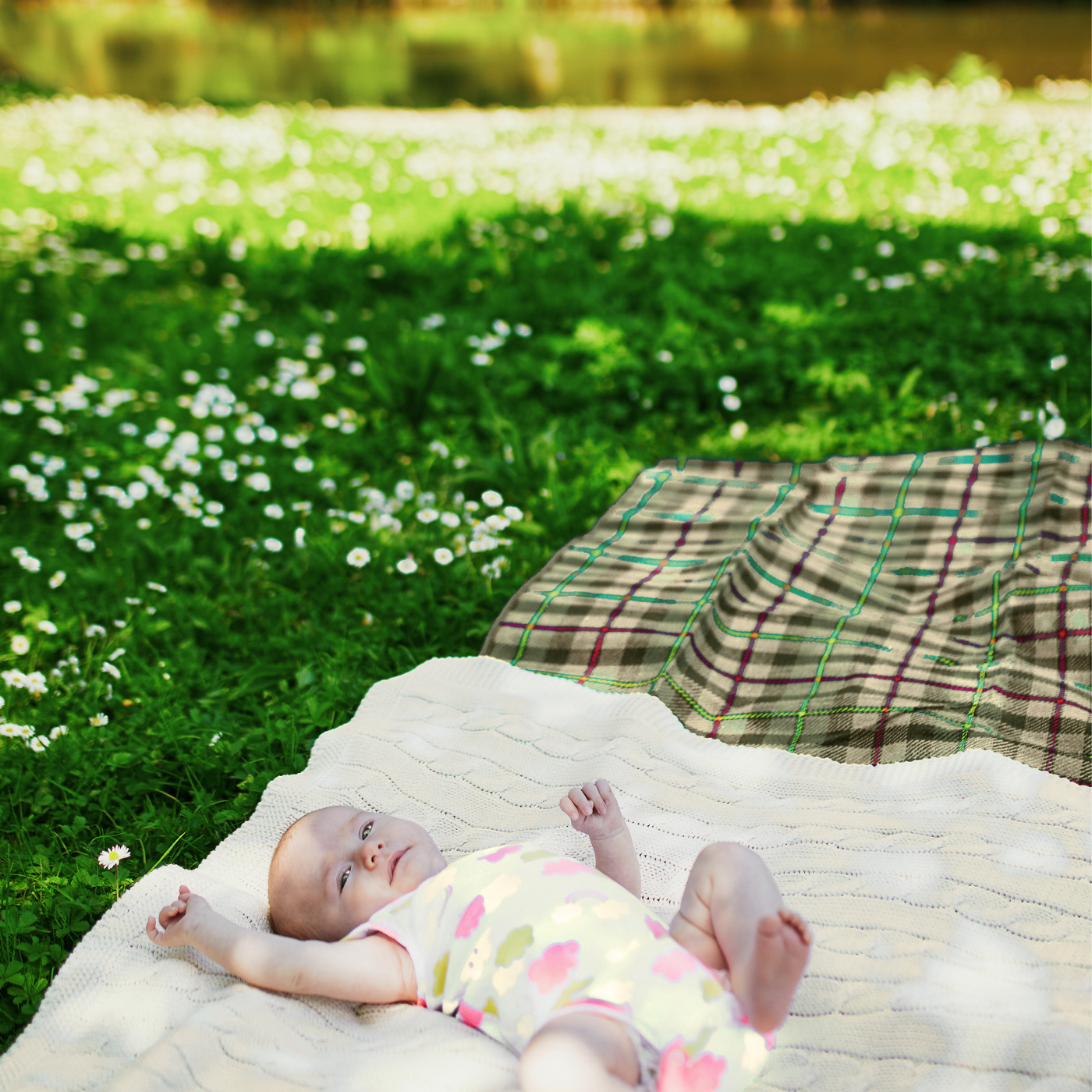 Babyschlaf im Sommer: 10 Tipps für entspannte Nächte bei Hitze