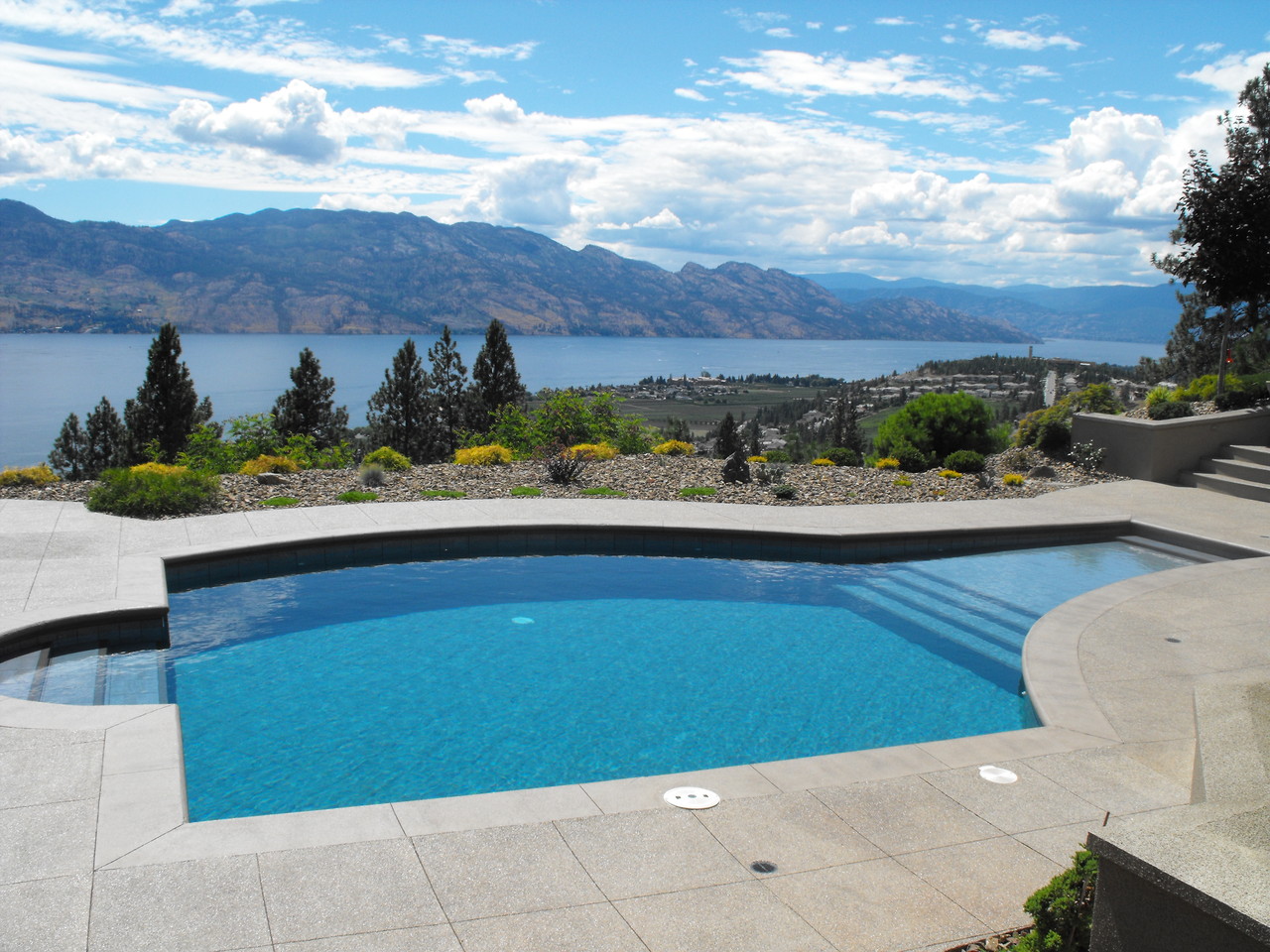 Bed and Breakfast Kelowna Kelowna getaway Lakeview Memories Bed and
