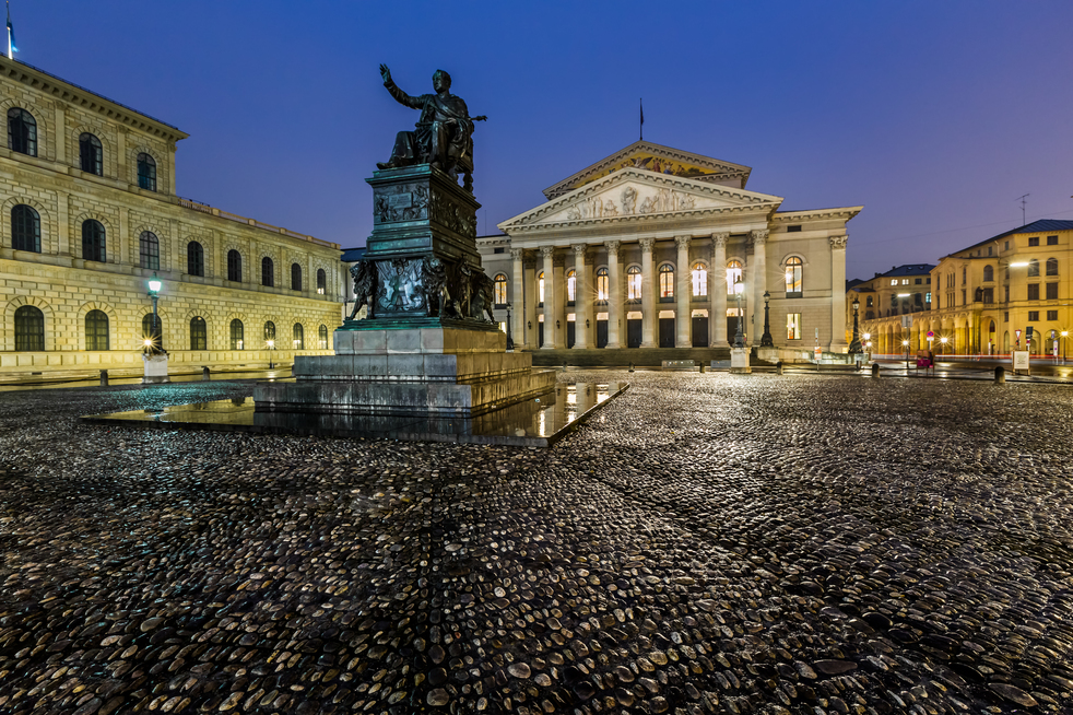 Die Bayrische Staatsoper in München / Foto StockPhotos