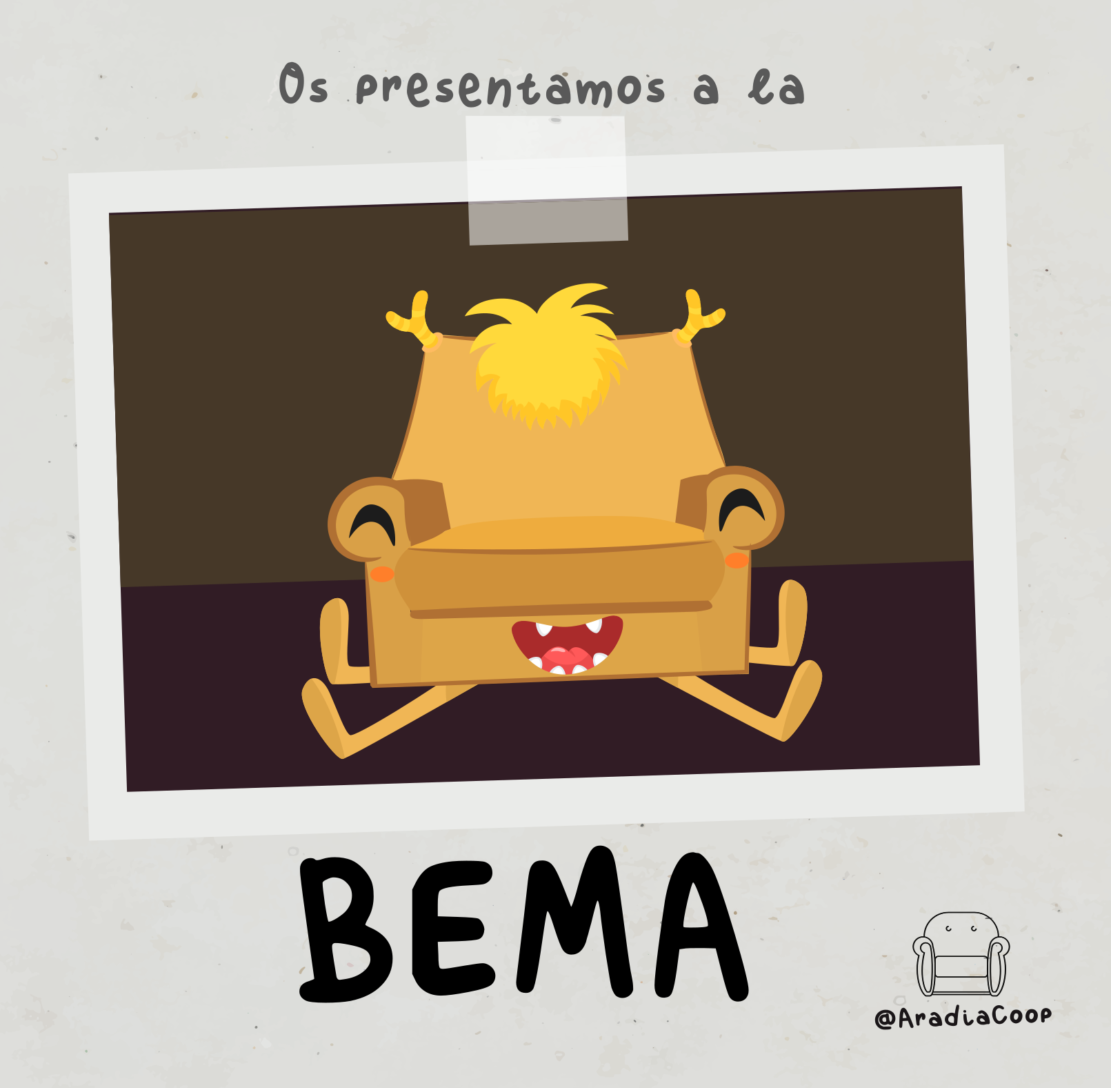 Una fotografía pegada a la libreta de la BEMA, un sofá amarillo sonriente con cuatro patas y cuernitos