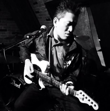 Home Hiroki Guitar ページ