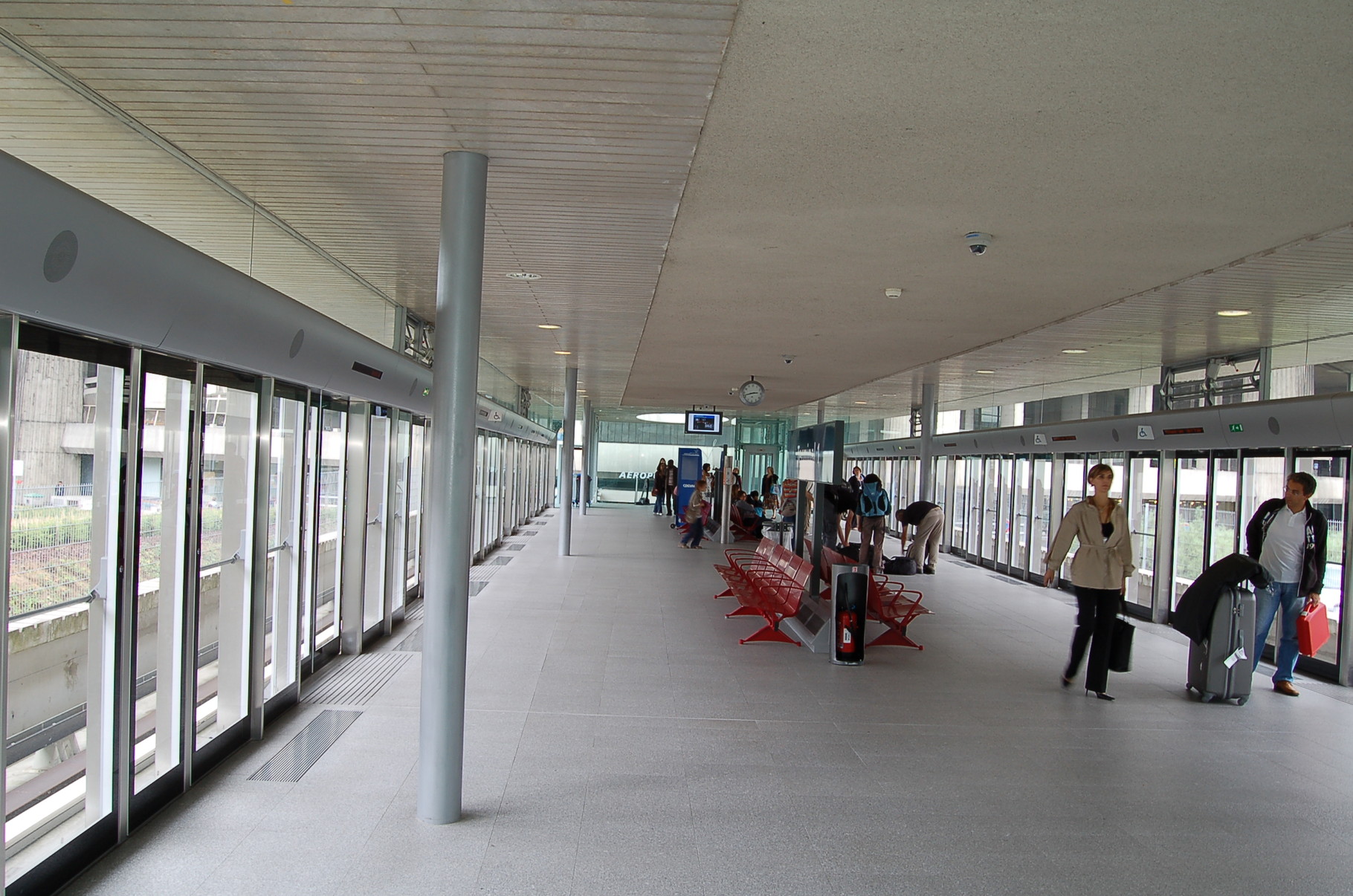 STATION Terminal 1