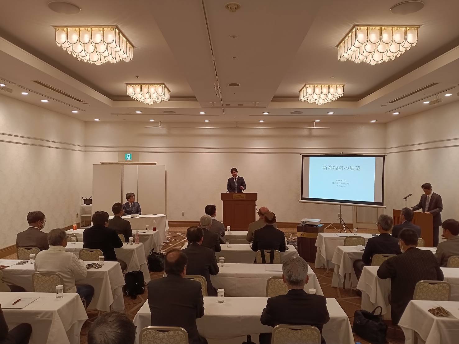 令和７年新春講演会ならびに新年会を開催しました