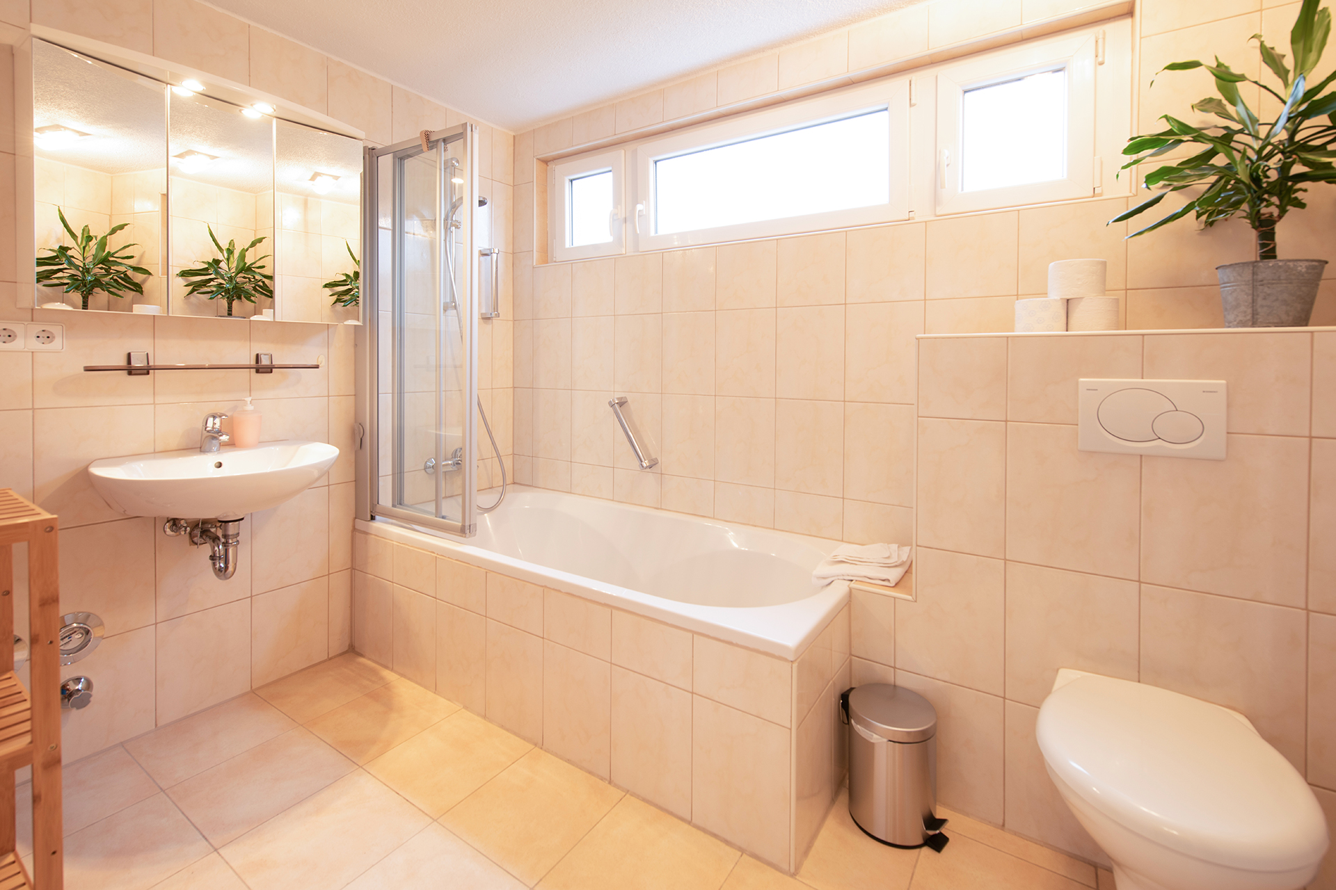 Holiday apartments on Lake Constance: Markdorf 1 - Bathroom