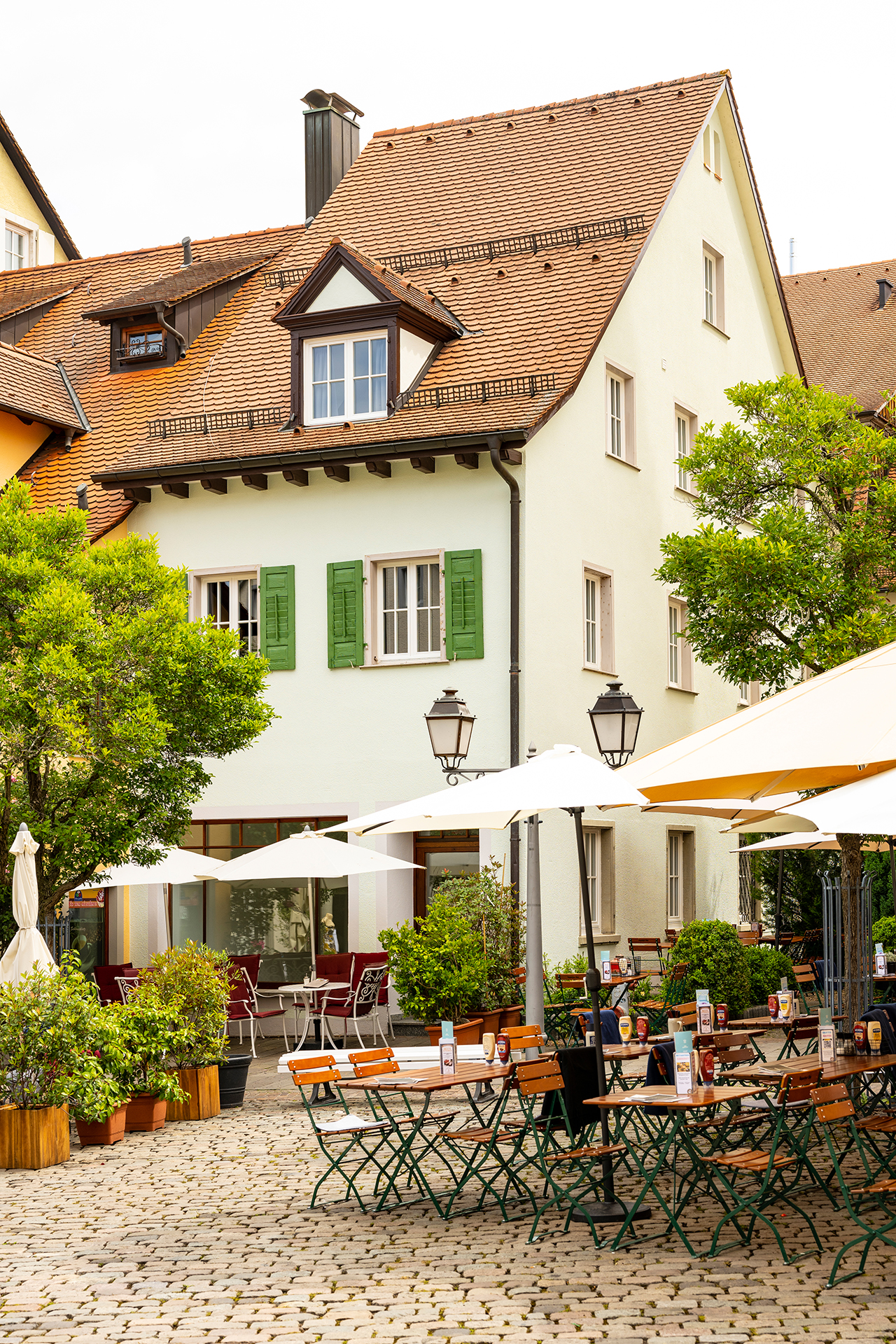 Holiday apartments on Lake Constance: Guest House "Am Schlossplatz", Room #2 - Exterior