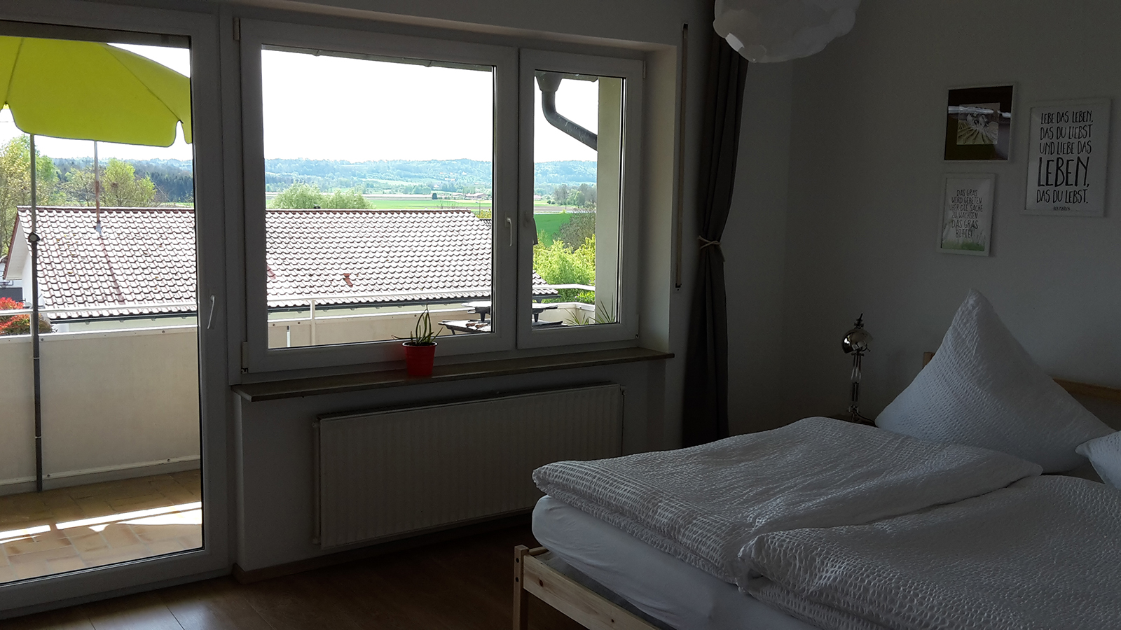 Holiday apartments on Lake Constance: Weitblick - Bedroom with View
