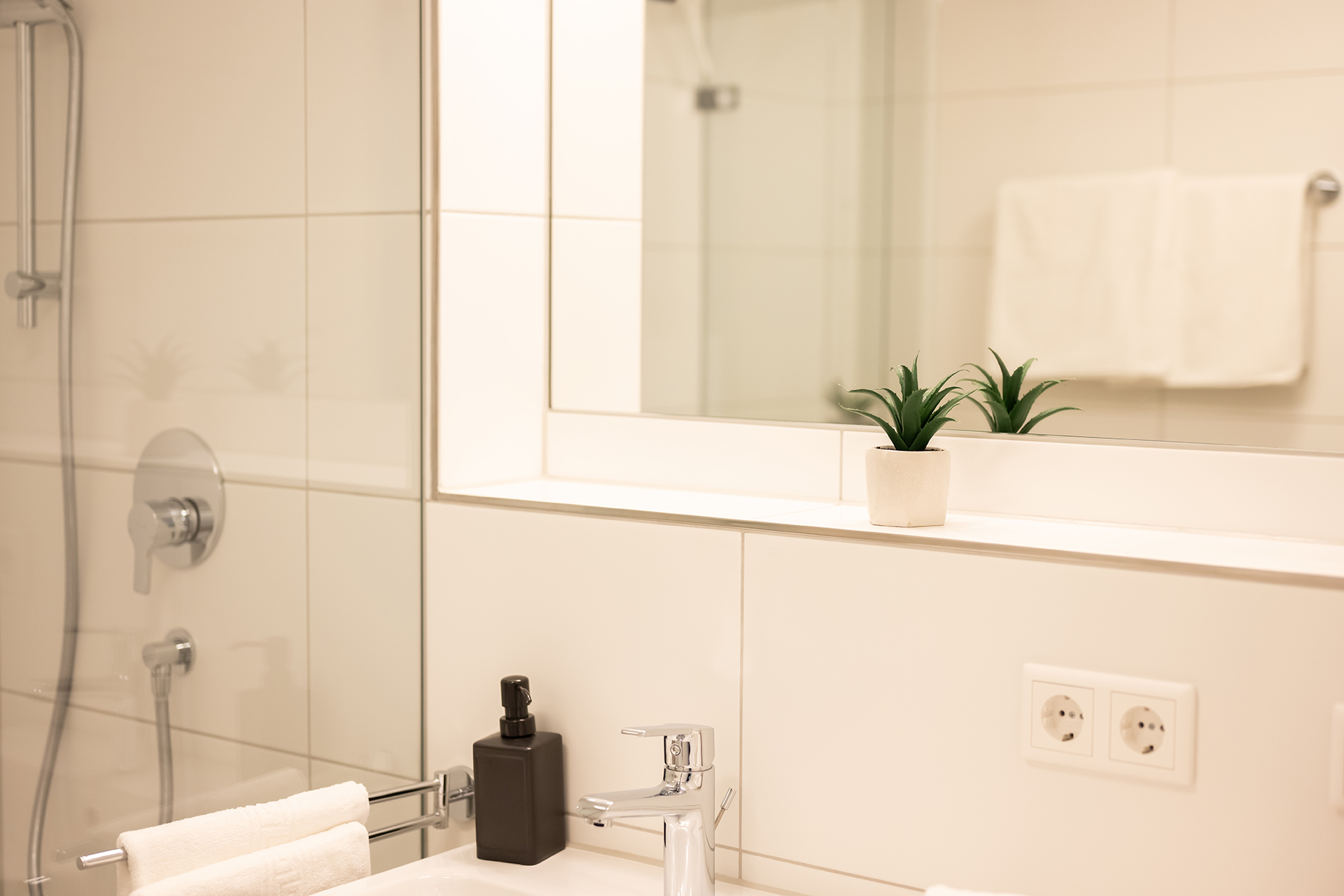 Holiday apartments on Lake Constance: Apartment House Markdorf, Apartment 3 - Bathroom