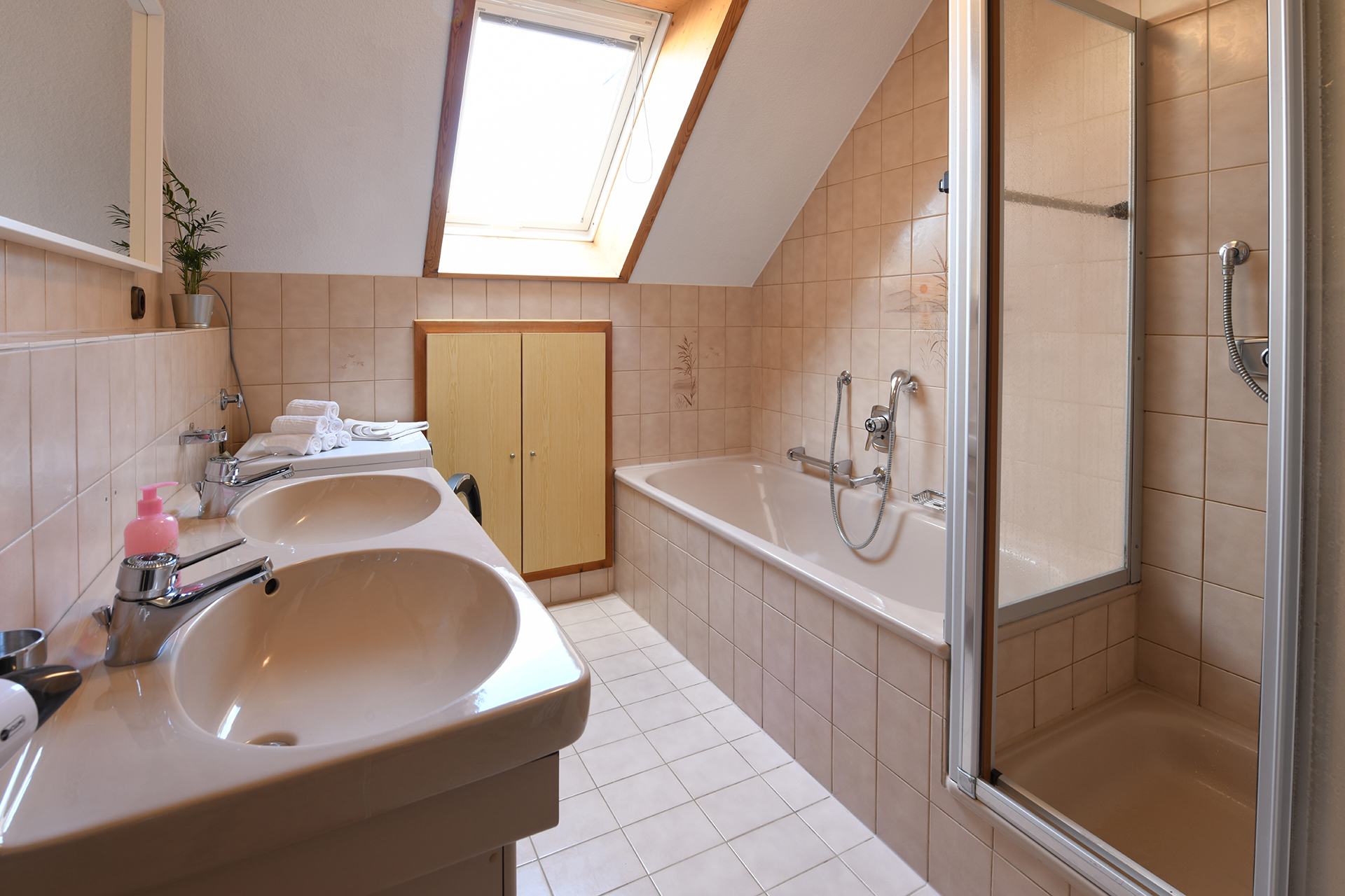 Holiday apartments on Lake Constance: Immenstaad 1 - Bathroom