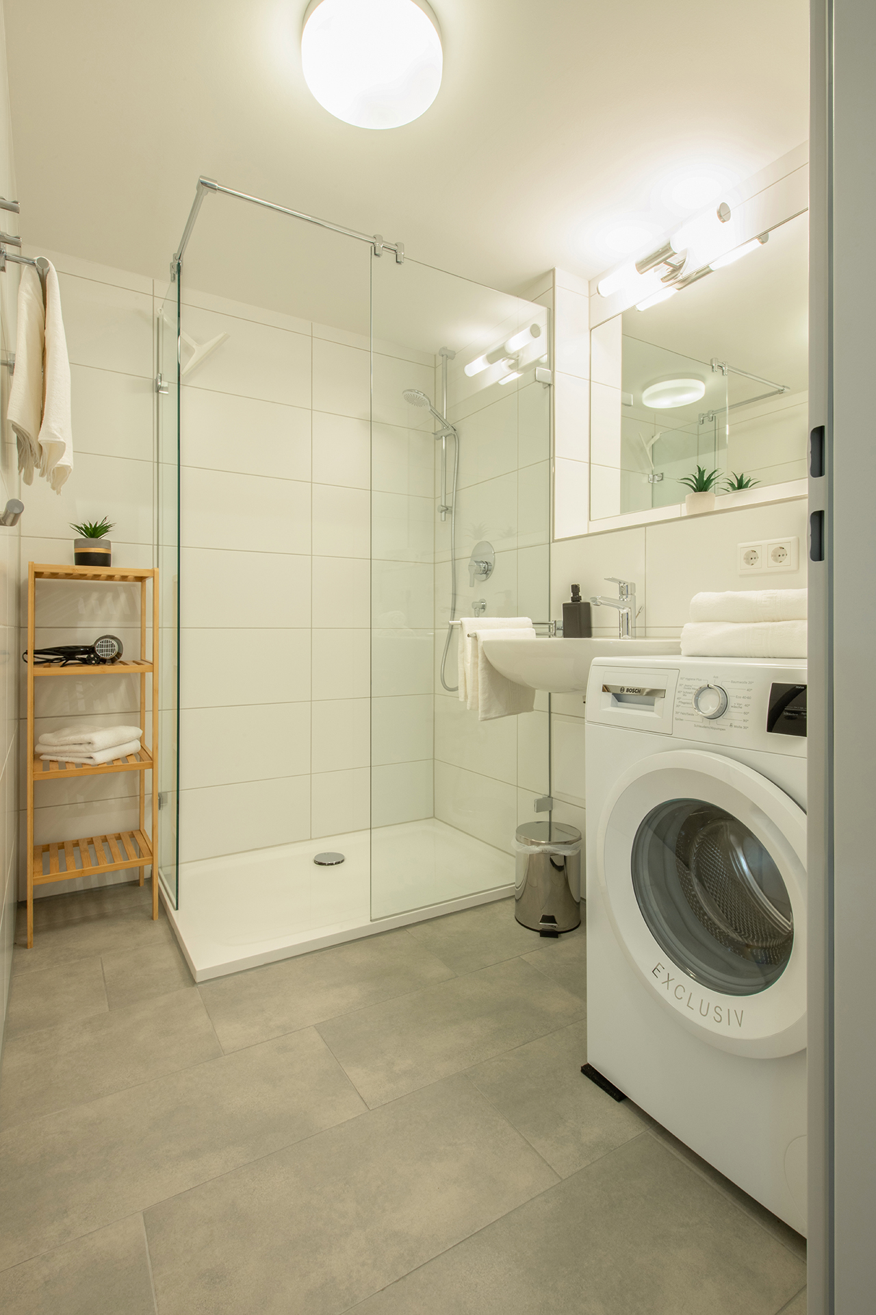 Holiday apartments on Lake Constance: Apartment House Markdorf, Apartment 3 - Bathroom