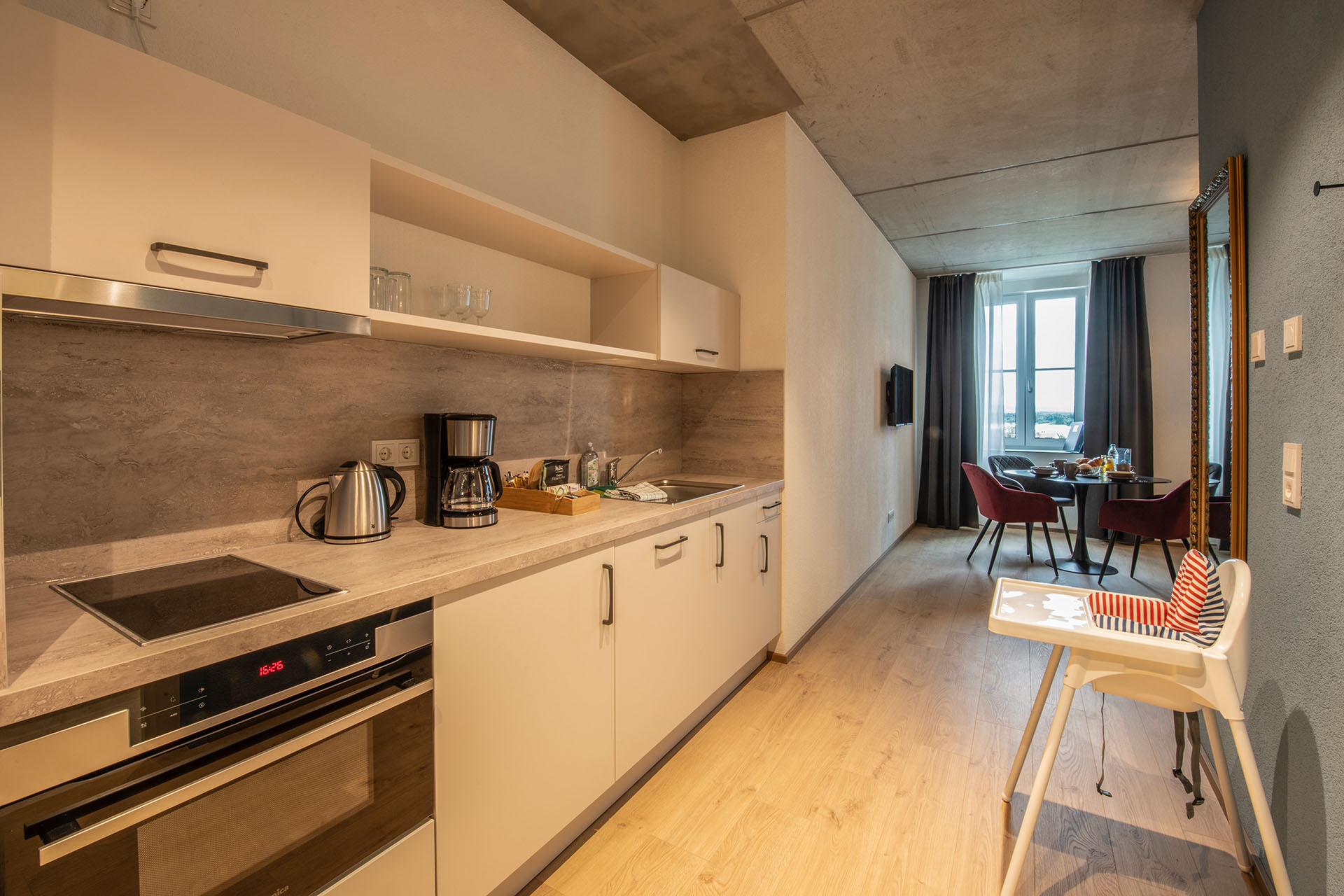 Das Adler, Markdorf - Familiensuite - Küche