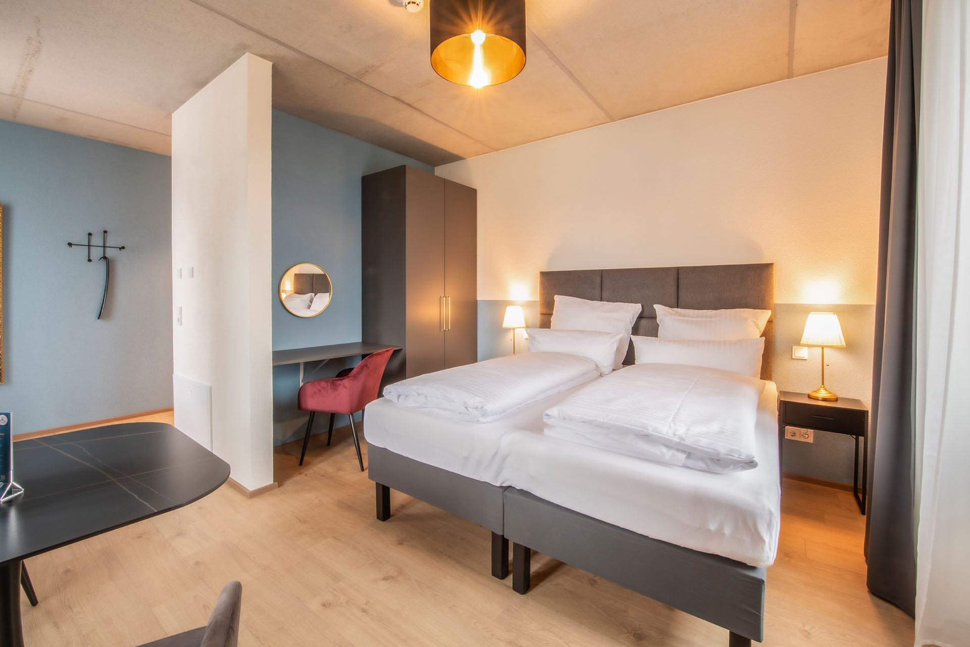 Das Adler, Markdorf - Deluxe Doppelzimmer - Schlafen & Wohnen