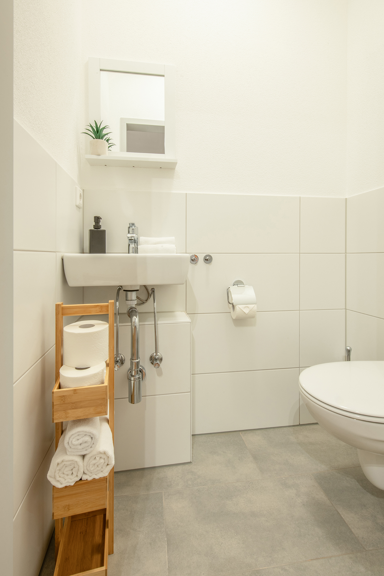 Holiday apartments on Lake Constance: Apartment House Markdorf, Apartment 5 - Bathroom