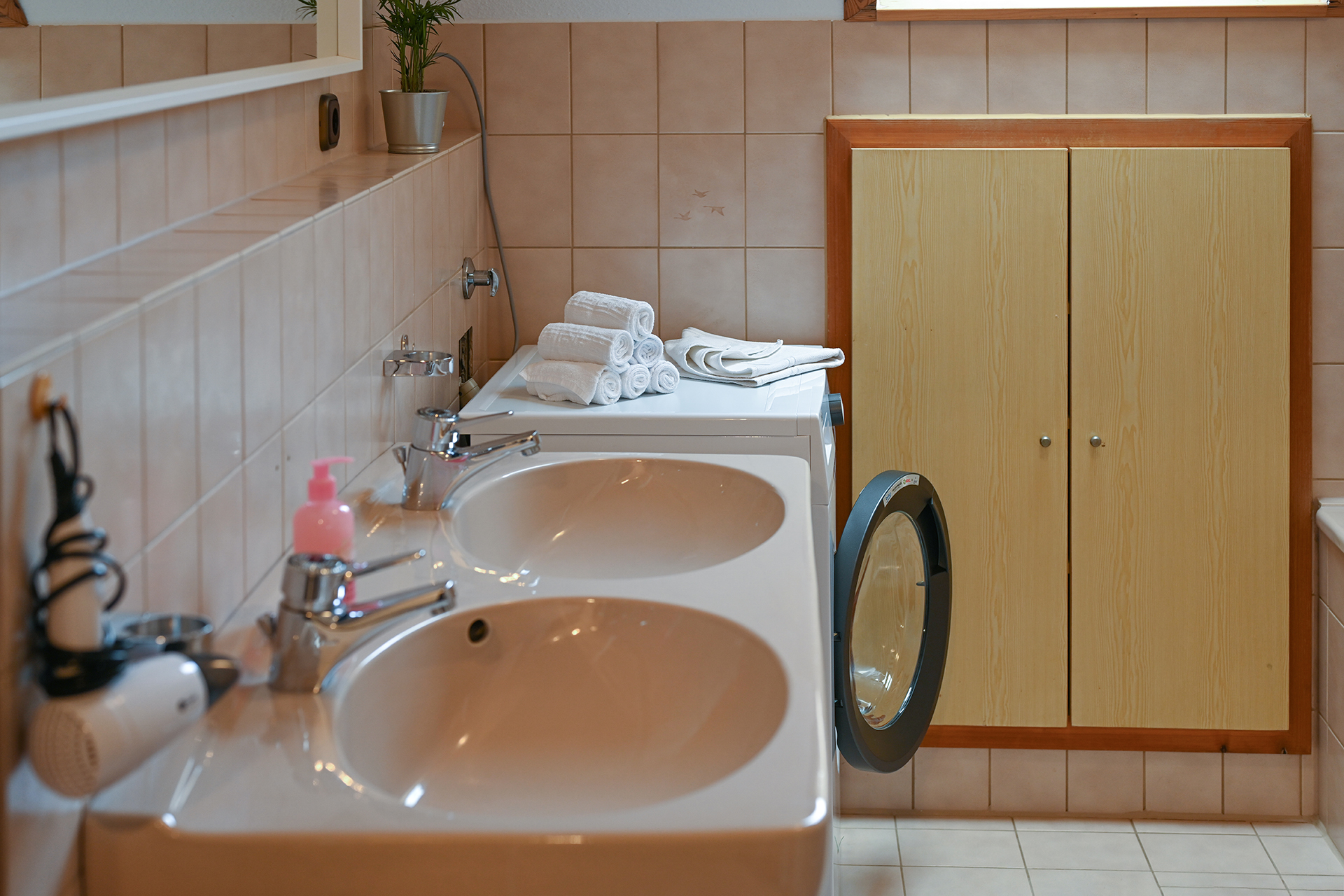 Holiday apartments on Lake Constance: Immenstaad 1 - Bathroom