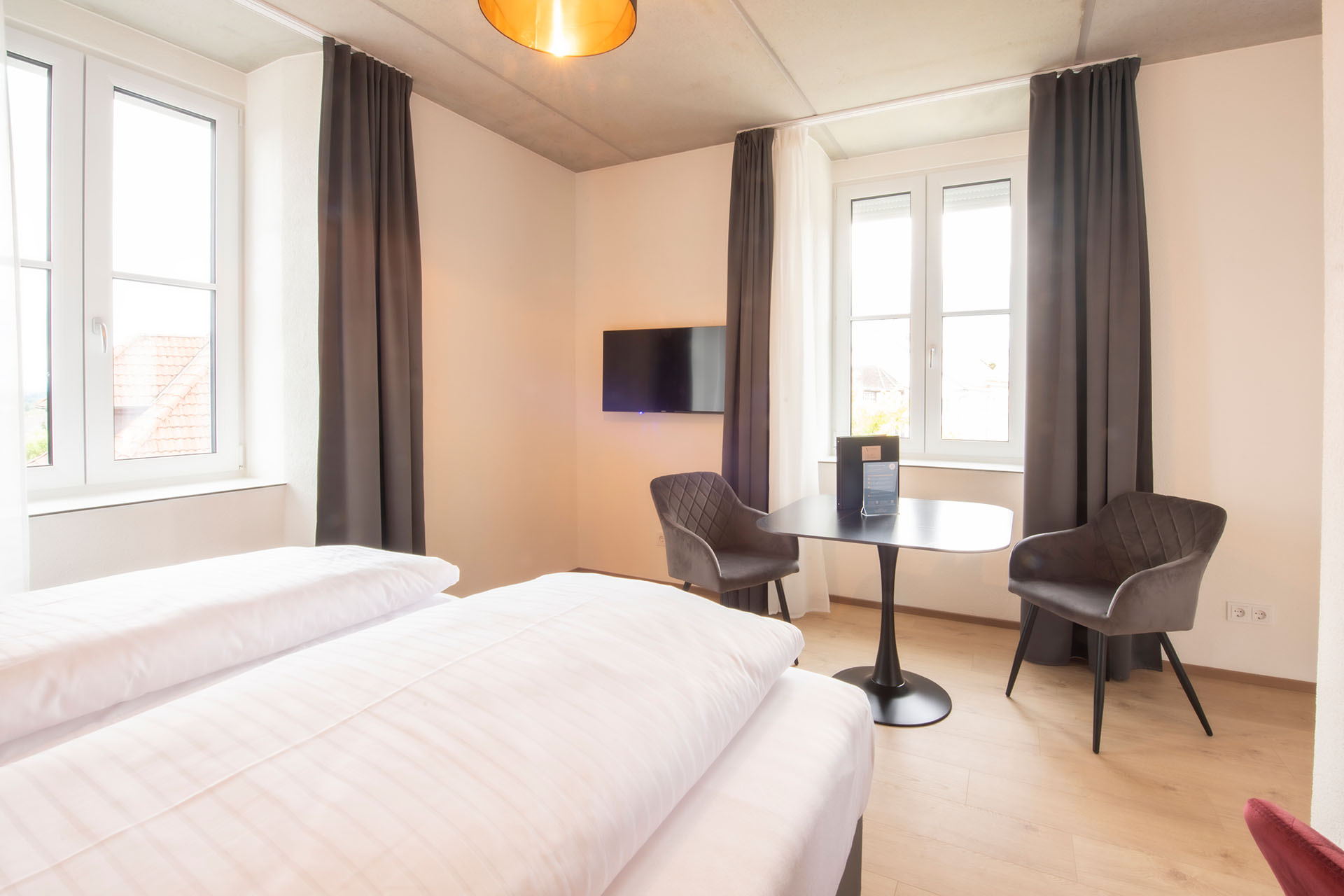 Das Adler, Markdorf - Familienzimmer - Schlafen & Wohnen