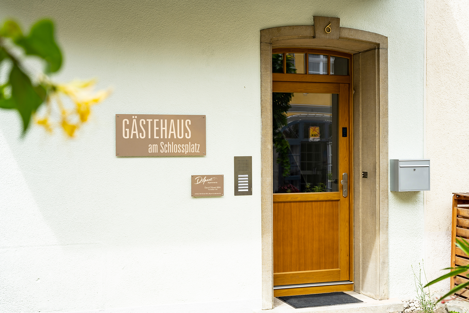 Ferienwohnung am Bodensee: Gästehaus am Schlossplatz, Zimmer 2 - Eingang