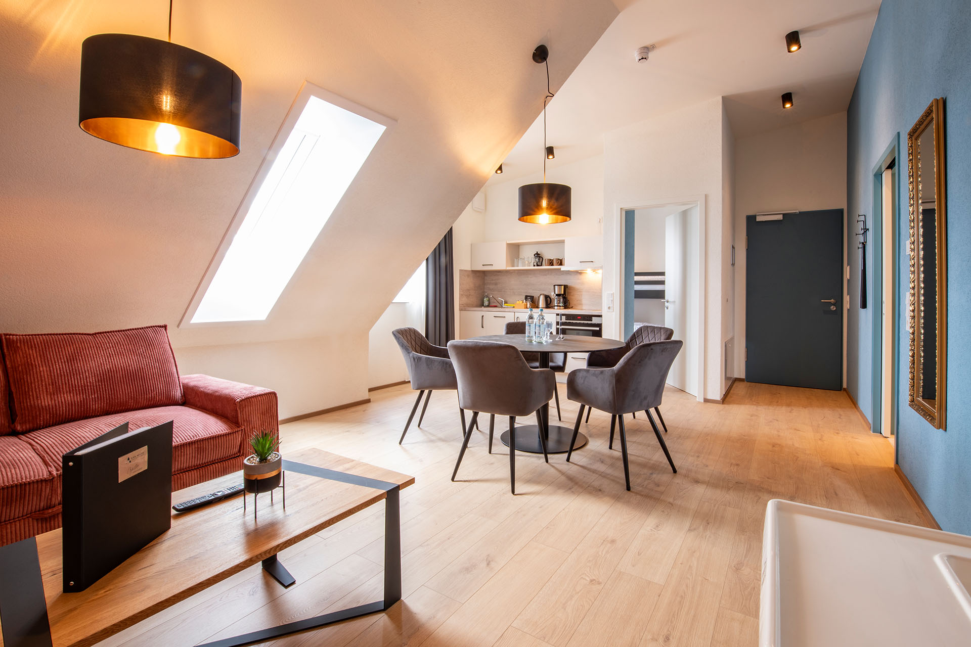Das Adler, Markdorf - Familiensuite - Wohnen & Essen