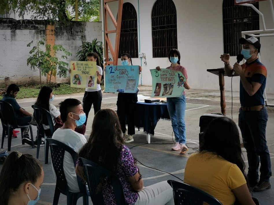 CONVIVENCIA JOVENES DE CONFIRMACION NOVIEMBRE 13 DEL 2021
