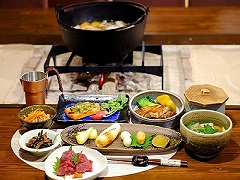 囲炉裏テーブルでお食事