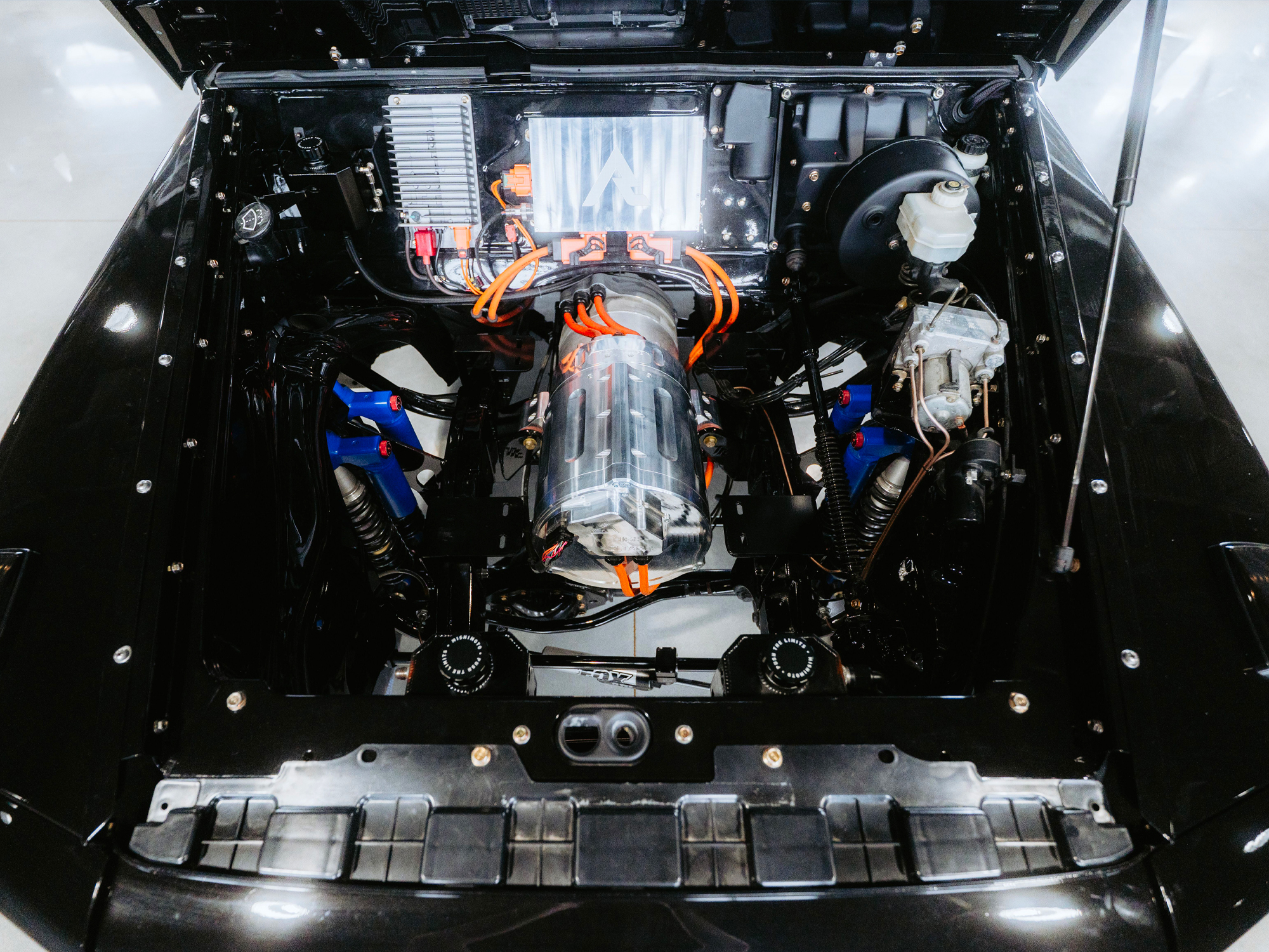 Zweites Leben für Millionen Autos? Elektroantrieb für Verbrenner?