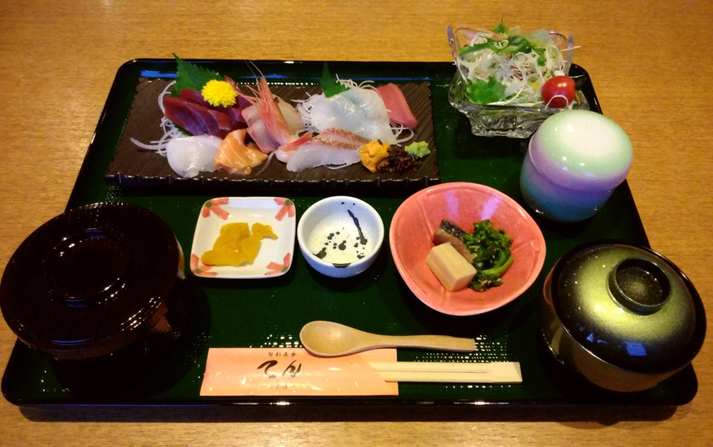 Sashimi set meal 1780yen＋tax 