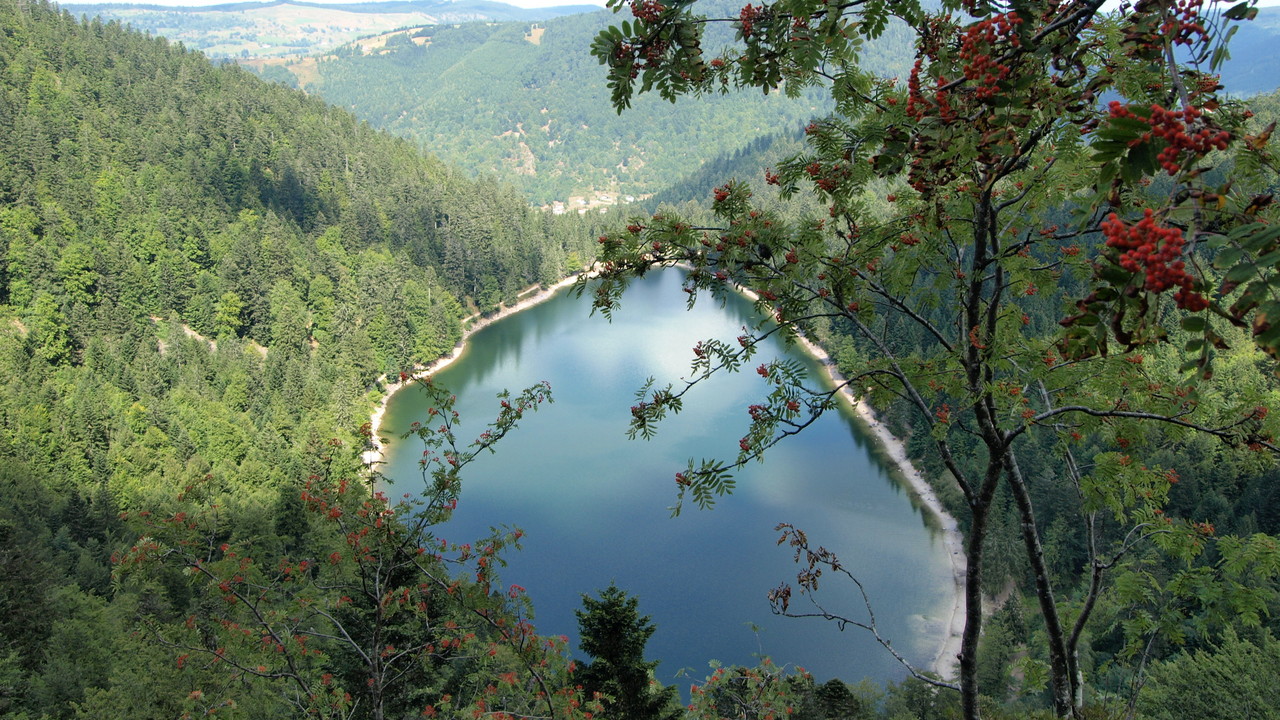 Lac des Corbeaux vu de la Roche du Lac