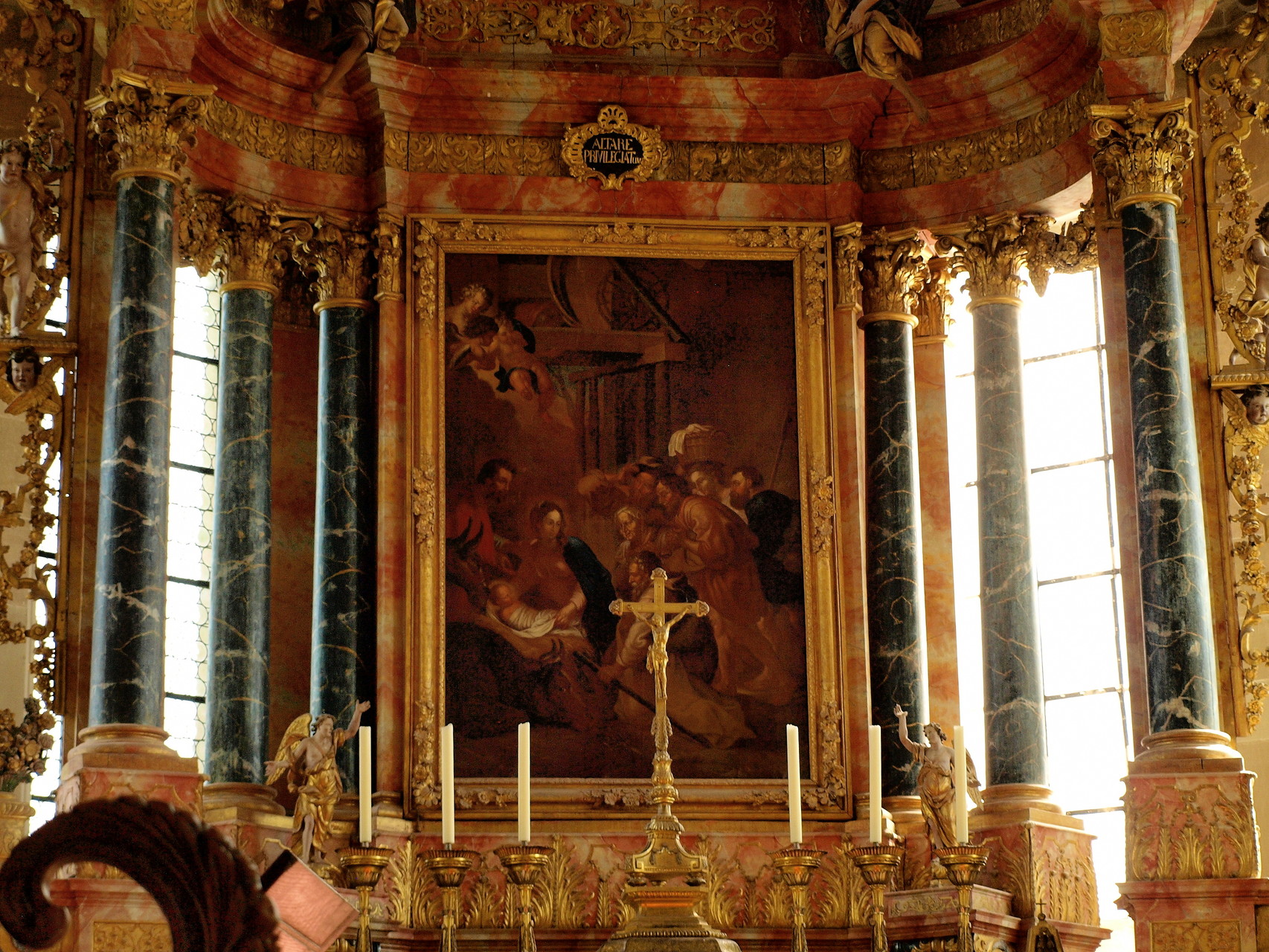 Eglise abbatiale Saint Maurice : l'autel