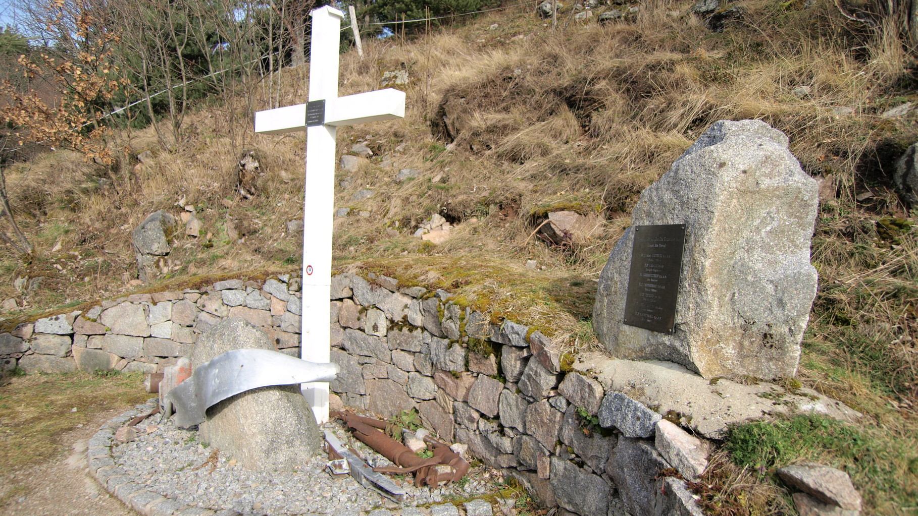 Stèle du crash du Lancaster