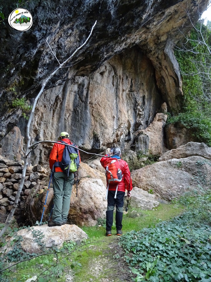 Cueva del Aguilucho o La Cueva