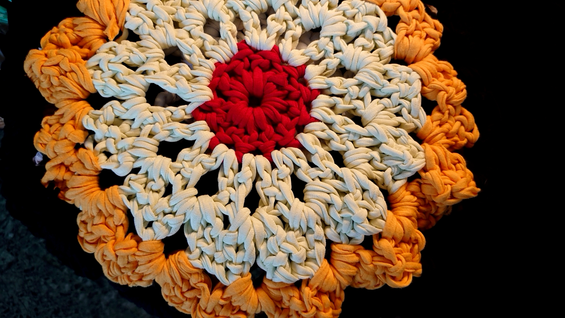 手編みのマット