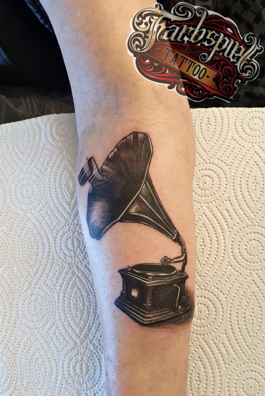 Grammophon tattoo 