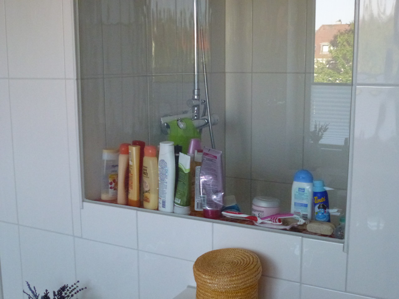 Dusche mit Glaswand