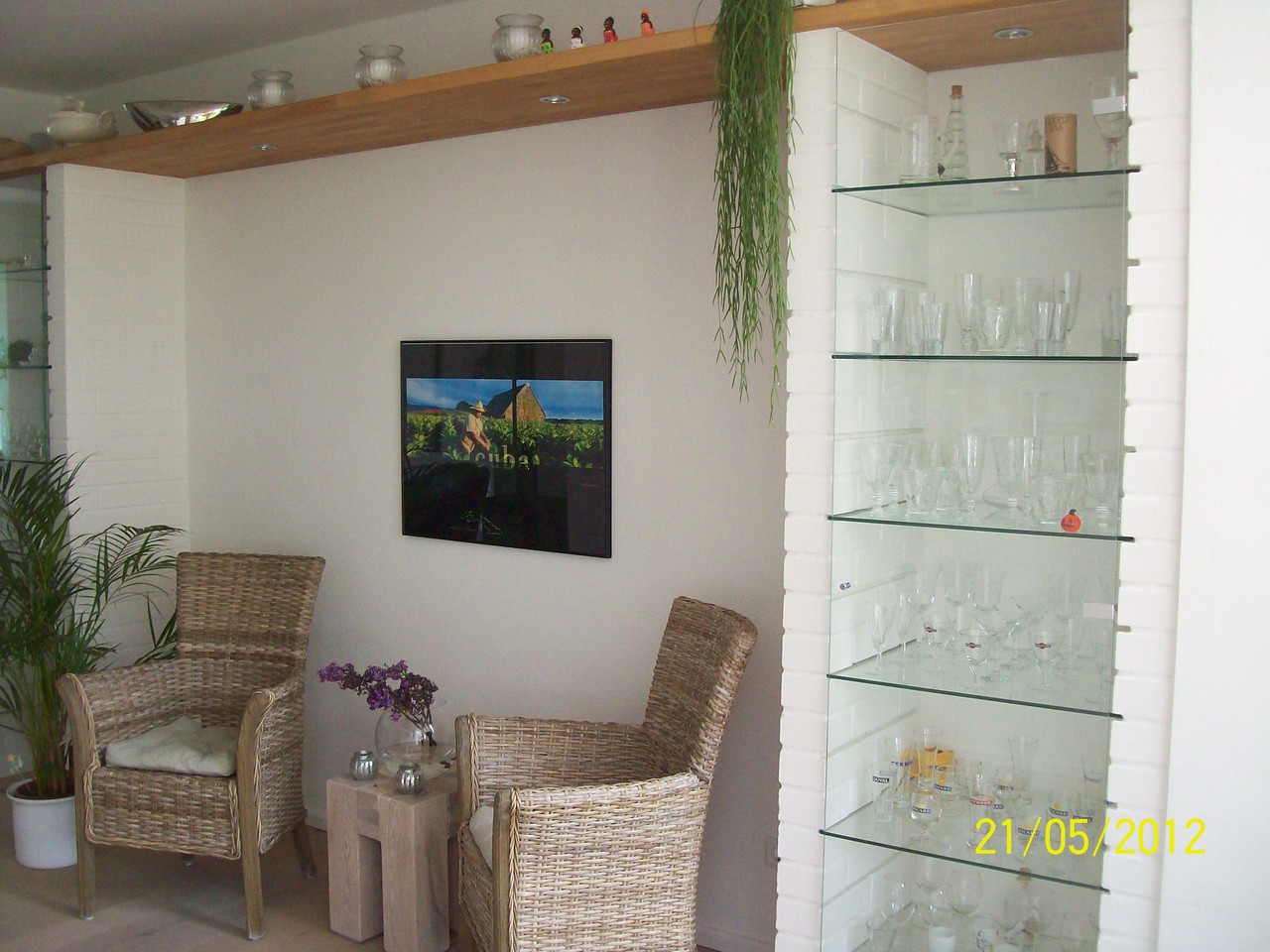 gemauerte Glasvitrine