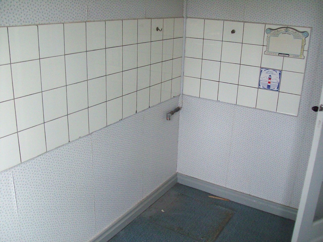 Alte Küche wird ein Badezimmer