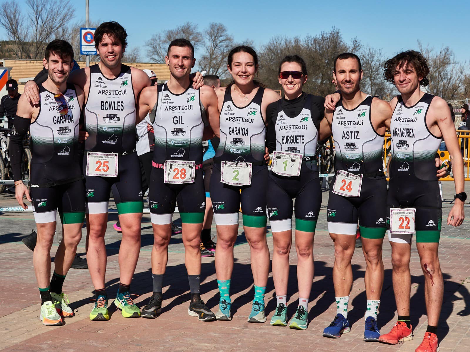 PRIMERA Y EXITOSA COMPETICIÓN DE NUESTROS TRIATLETAS