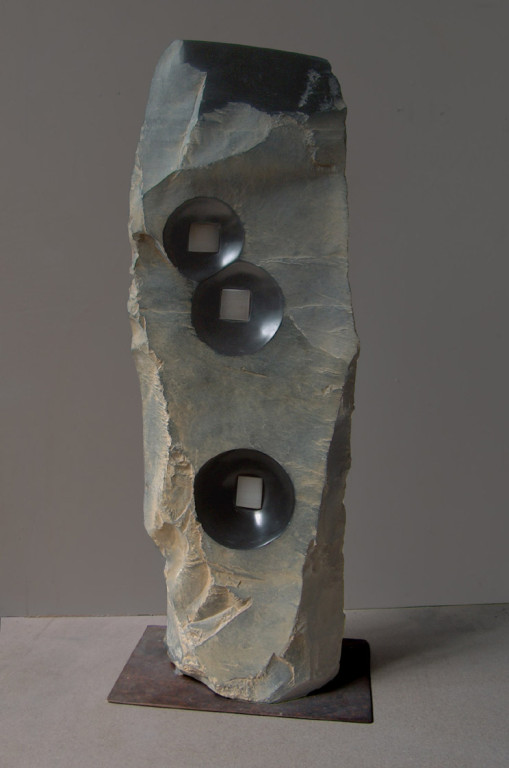 Three lights - 2007 - Black marble and onix, 0,35 x 0,16 x 0,18 m