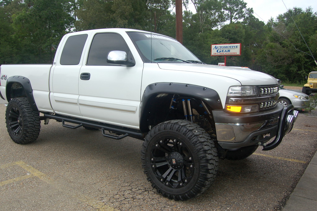 Jeep & Truck Accessories 116 Judson Walsh Dr., Opelousas LA