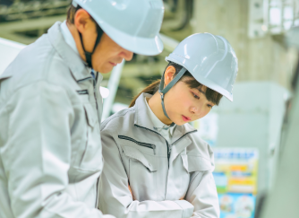 講師資格と外部委託の注意点｜特別教育を実施する際の法的要件