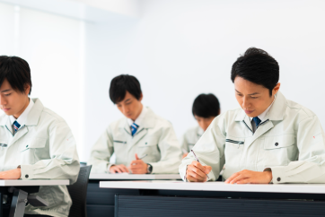教育資料・修了証の保管期間と管理方法｜法令で求められる保存義務を解説